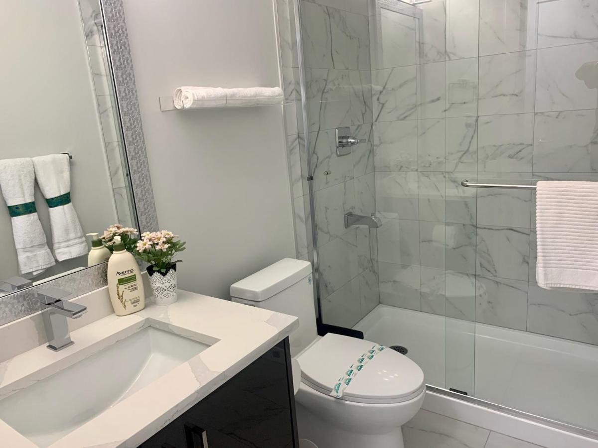 Luxurious & Stylish Two Bedroom Suite, Full Kitchen, Close To Vancouver Delta Kültér fotó